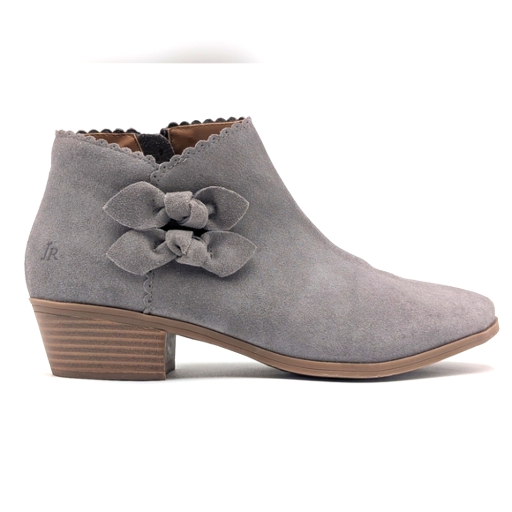 Jack Rogers Kali Grey Suede Ankle Bootie Sz US 7.5M/EU 38 Scalloped Trim withBow - Picture 4 of 17